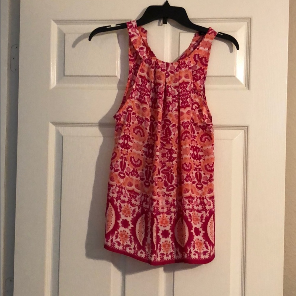 Ava Christine Sleeveless floral blouse